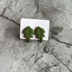 Deep Green Leaf Stud Earrings